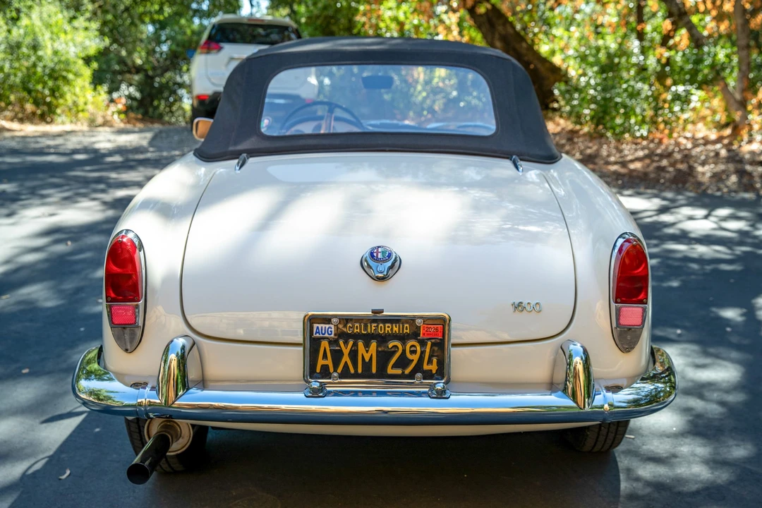1963 Alfa Romeo Giulietta - Image 5 of 31