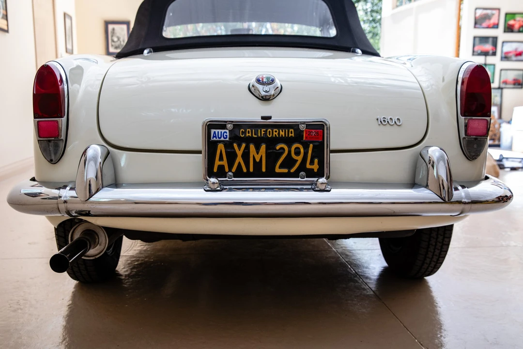 1963 Alfa Romeo Giulietta - Image 12 of 31