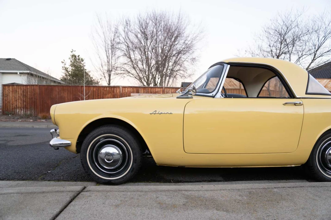 1963 Sunbeam Alpine - Image 22 of 31