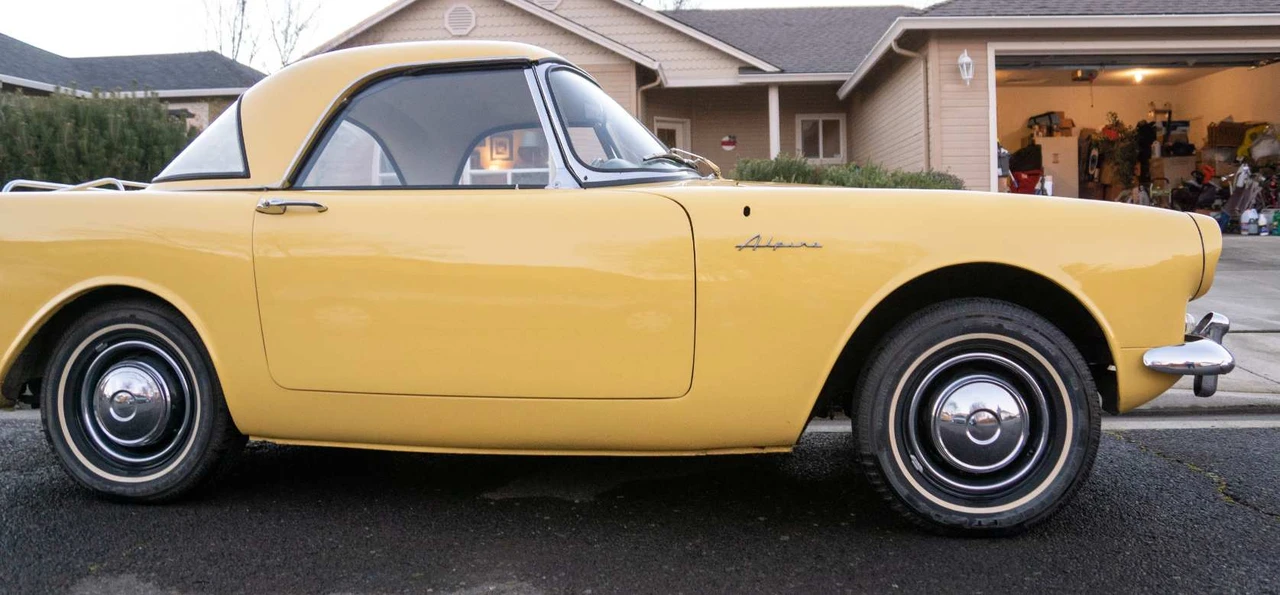 1963 Sunbeam Alpine - Image 15 of 31