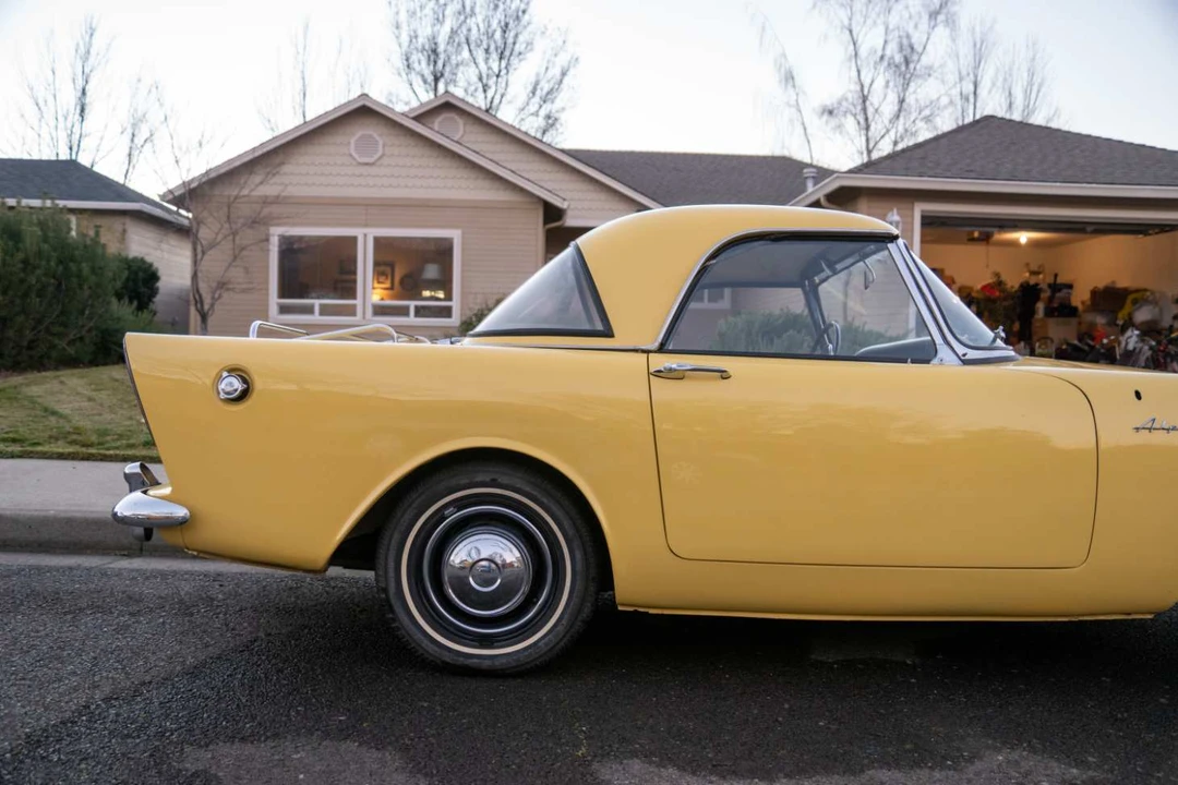 1963 Sunbeam Alpine - Image 27 of 31
