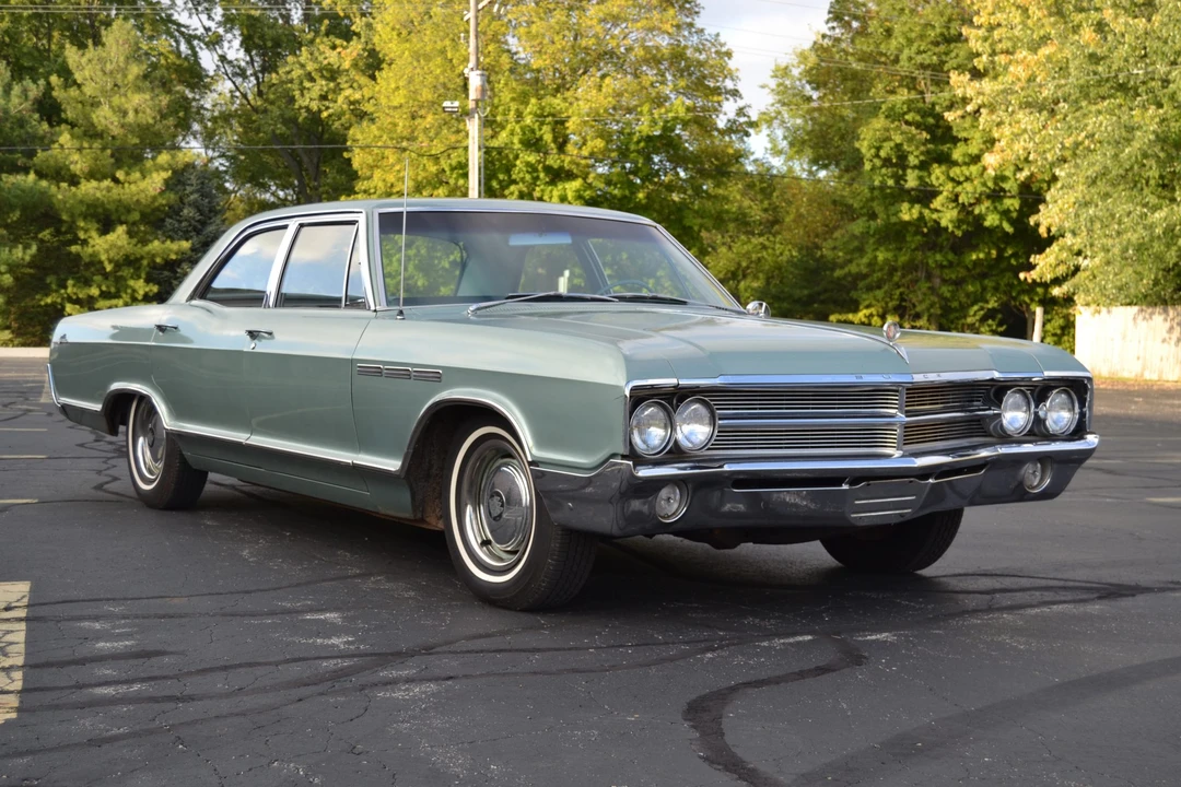 1965 Buick LeSabre - Image 8 of 31