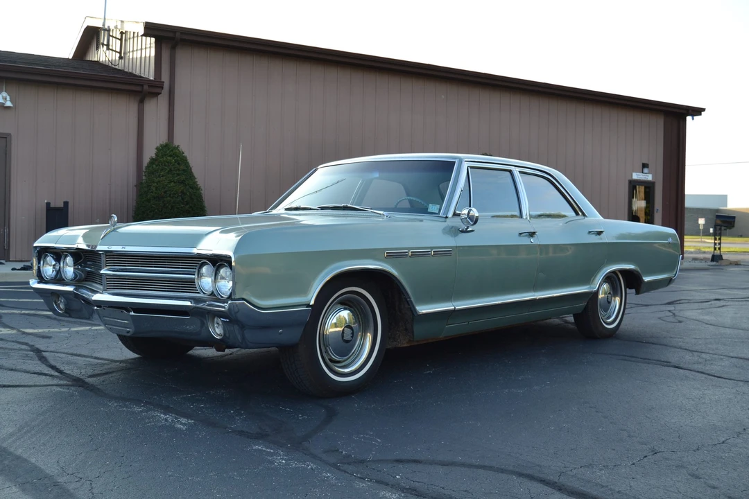1965 Buick LeSabre - Image 2 of 31