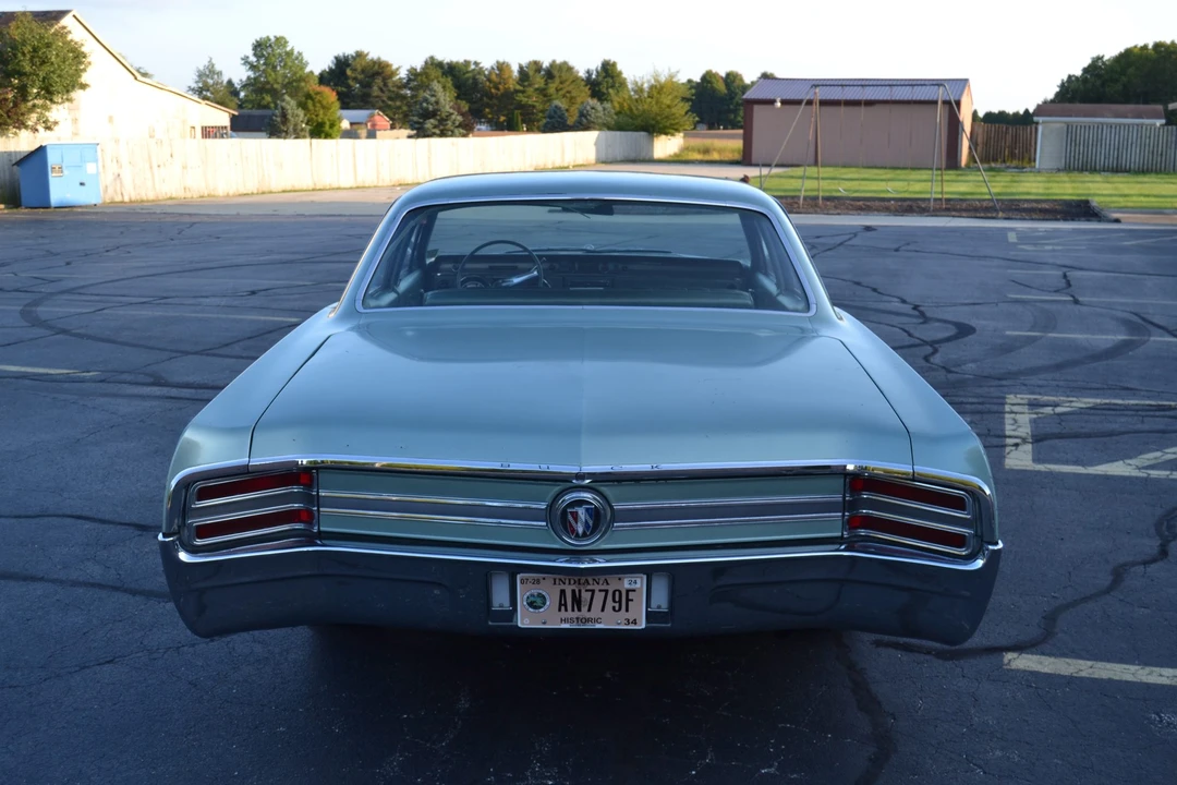 1965 Buick LeSabre - Image 14 of 31