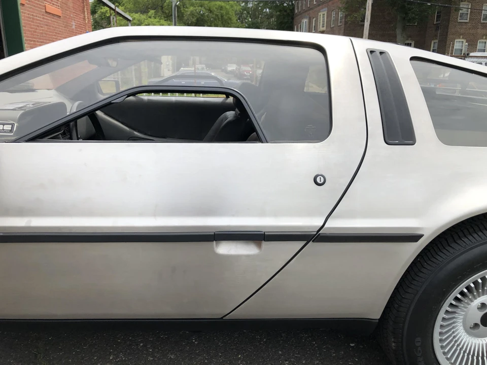 1982 DeLorean DMC-12 - Image 15 of 31