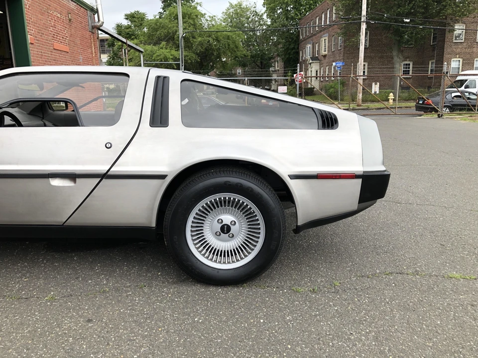 1982 DeLorean DMC-12 - Image 17 of 31