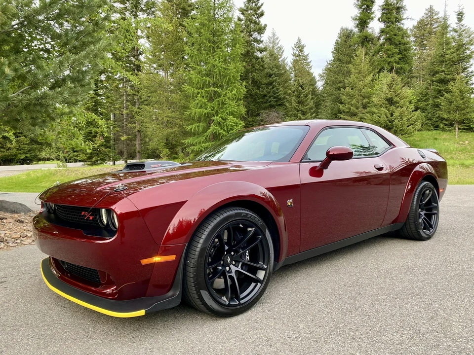 2022 Dodge Challenger SRT8 & 392 3rd Gen - Image 3 of 31