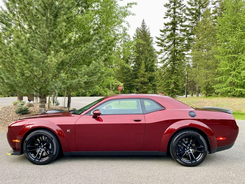 2022 Dodge Challenger SRT8 & 392 3rd Gen - Image 5 of 31