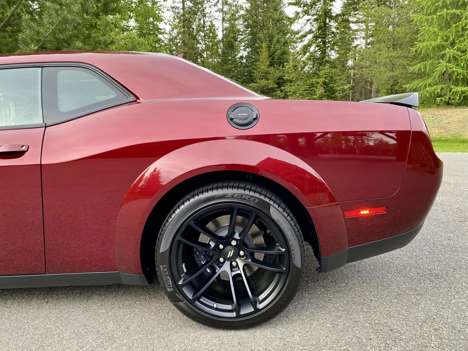 2022 Dodge Challenger SRT8 & 392 3rd Gen - Image 25 of 31