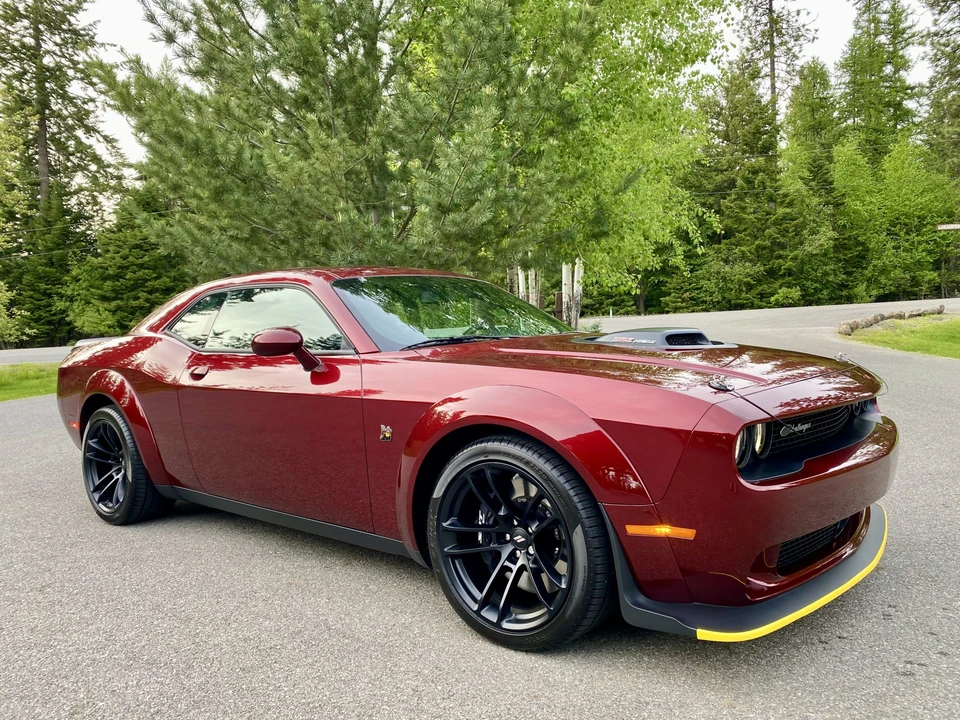 2022 Dodge Challenger SRT8 & 392 3rd Gen - Image 11 of 31