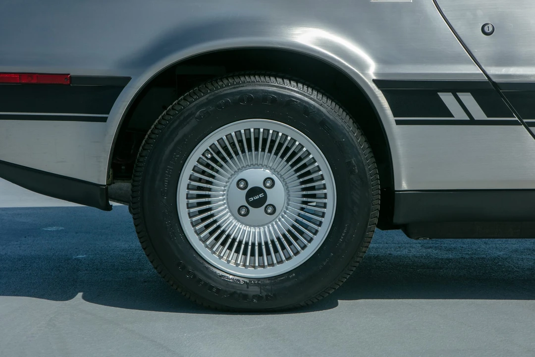 1981 DeLorean DMC-12 - Image 27 of 31