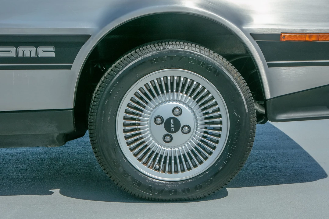 1981 DeLorean DMC-12 - Image 28 of 31