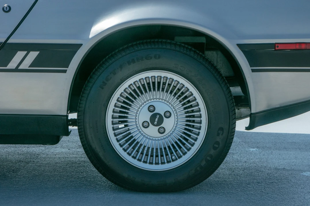 1981 DeLorean DMC-12 - Image 29 of 31