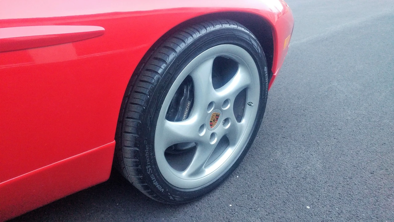 1987 Porsche 928 S4 - Image 17 of 31