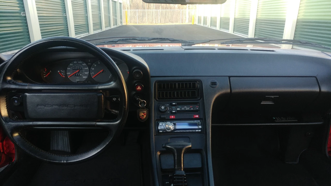 1987 Porsche 928 S4 - Image 25 of 31