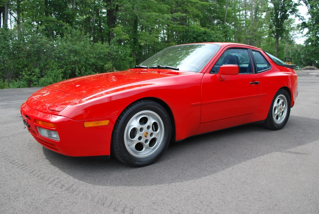 1987 Porsche 944 Turbo - Image 2 of 31