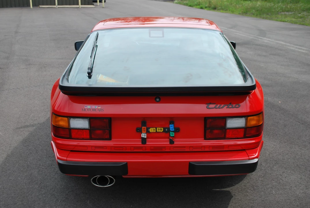 1987 Porsche 944 Turbo - Image 8 of 31