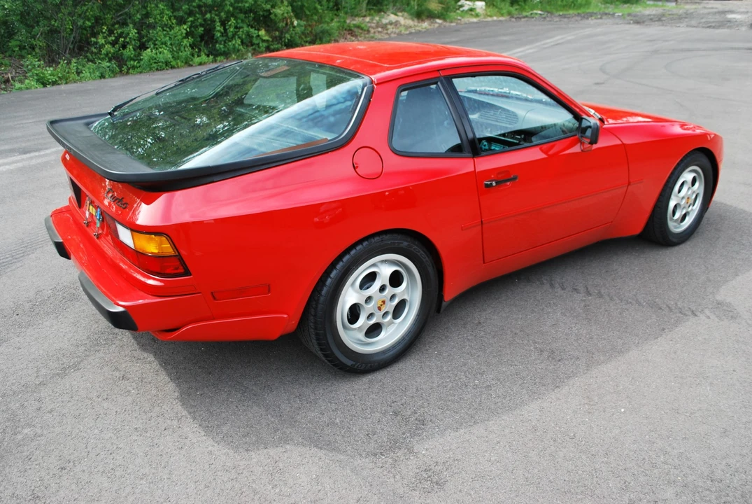 1987 Porsche 944 Turbo - Image 9 of 31