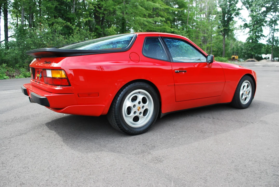 1987 Porsche 944 Turbo - Image 10 of 31