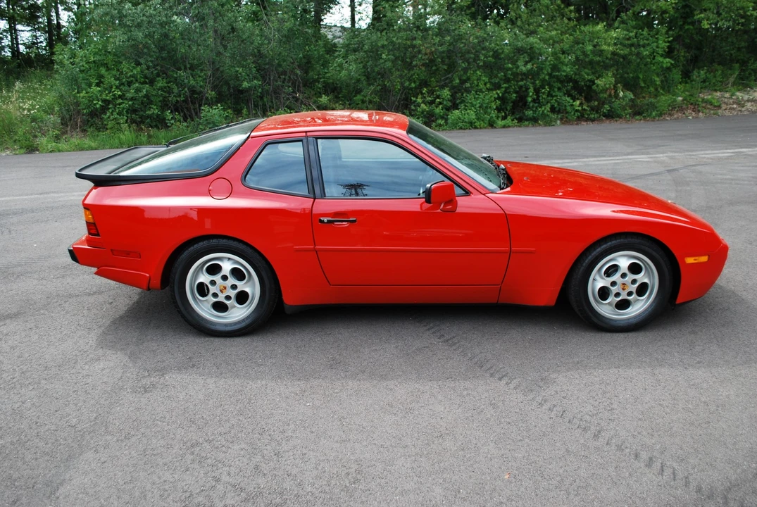 1987 Porsche 944 Turbo - Image 11 of 31