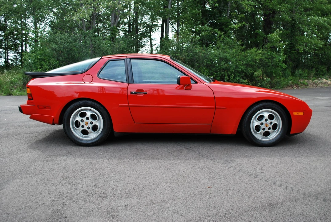 1987 Porsche 944 Turbo - Image 12 of 31