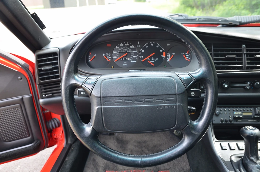 1987 Porsche 944 Turbo - Image 27 of 31
