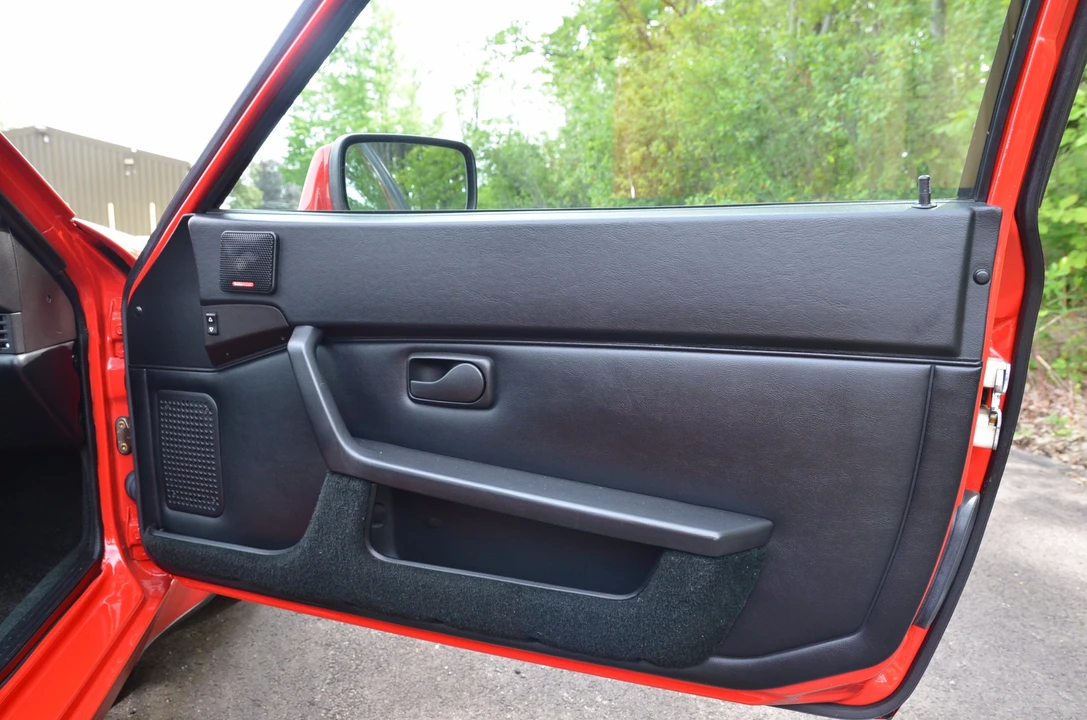 1987 Porsche 944 Turbo - Image 20 of 31
