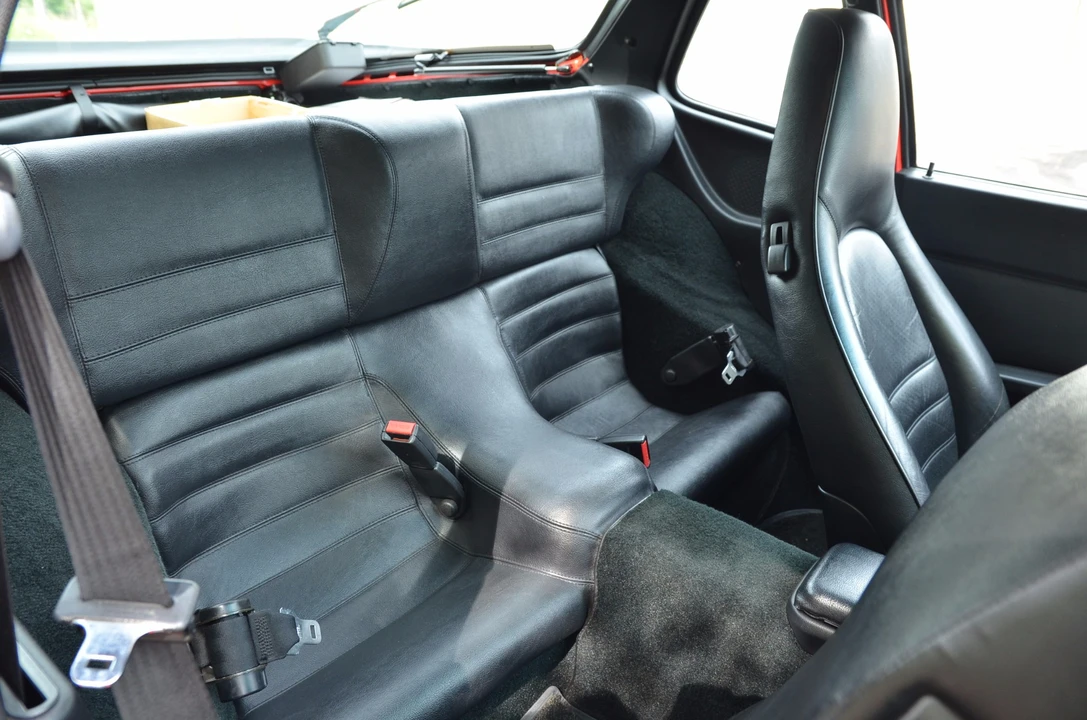 1987 Porsche 944 Turbo - Image 24 of 31
