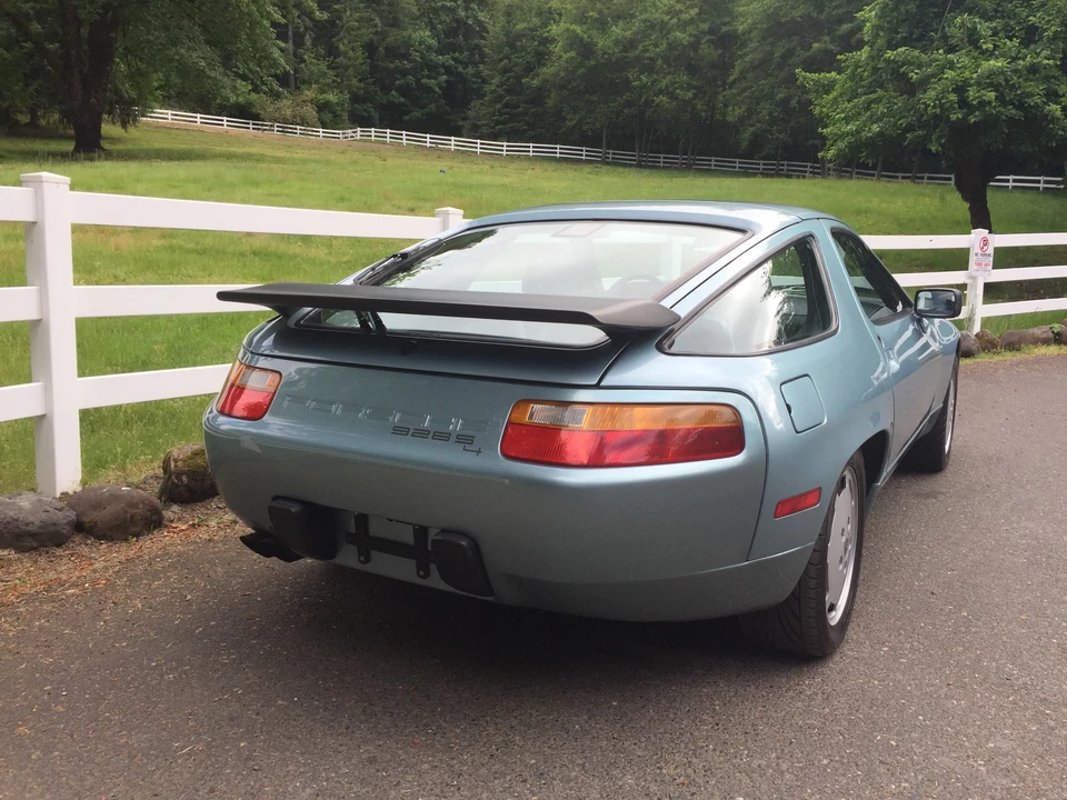 1988 Porsche 928 S4 - Image 6 of 31