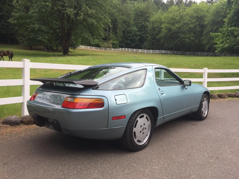 1988 Porsche 928 S4 - Image 5 of 31
