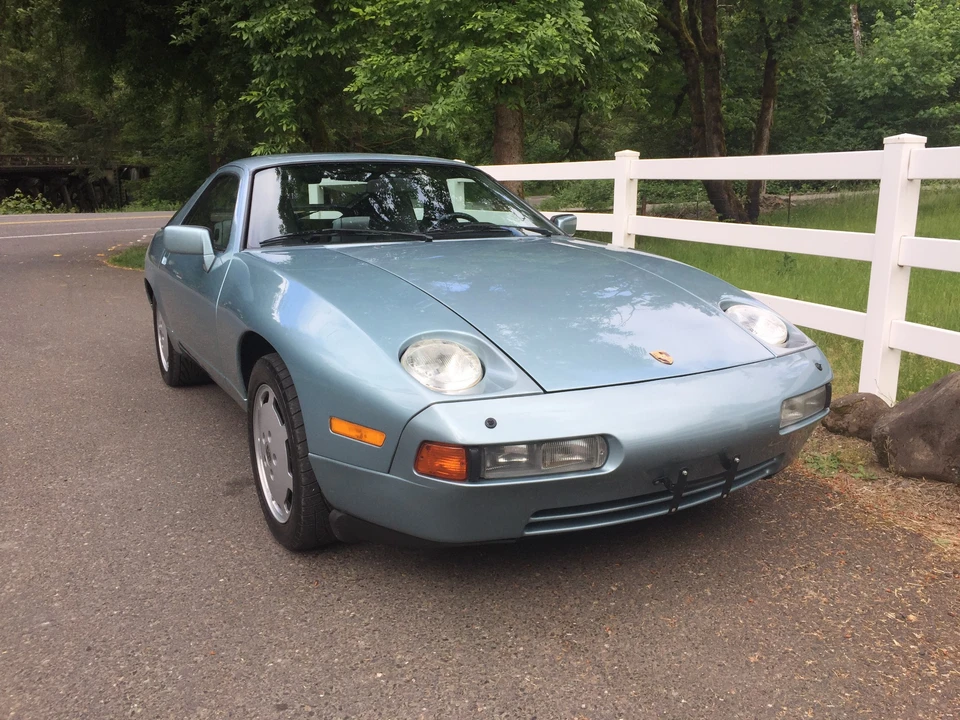 1988 Porsche 928 S4 - Image 2 of 31