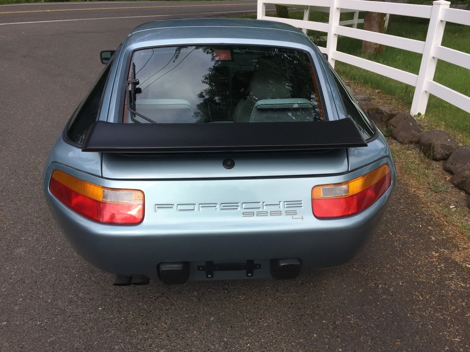 1988 Porsche 928 S4 - Image 7 of 31