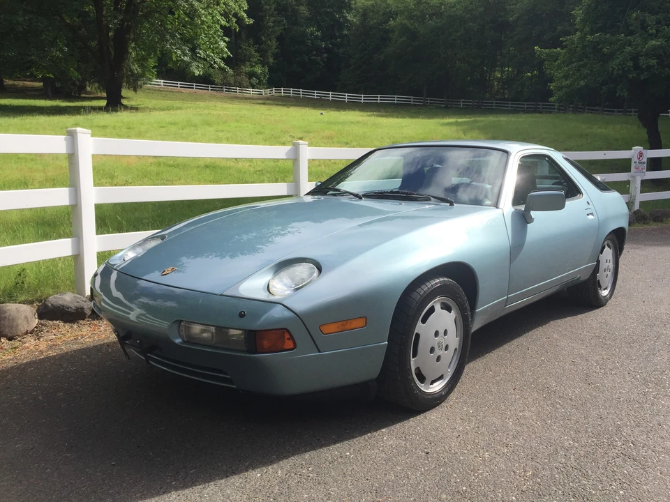 1988 Porsche 928 S4 - Image 13 of 31