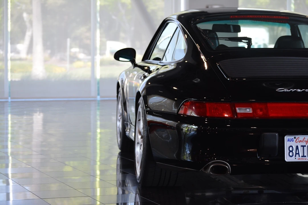 1996 Porsche 993 Carrera 4S - Image 29 of 31