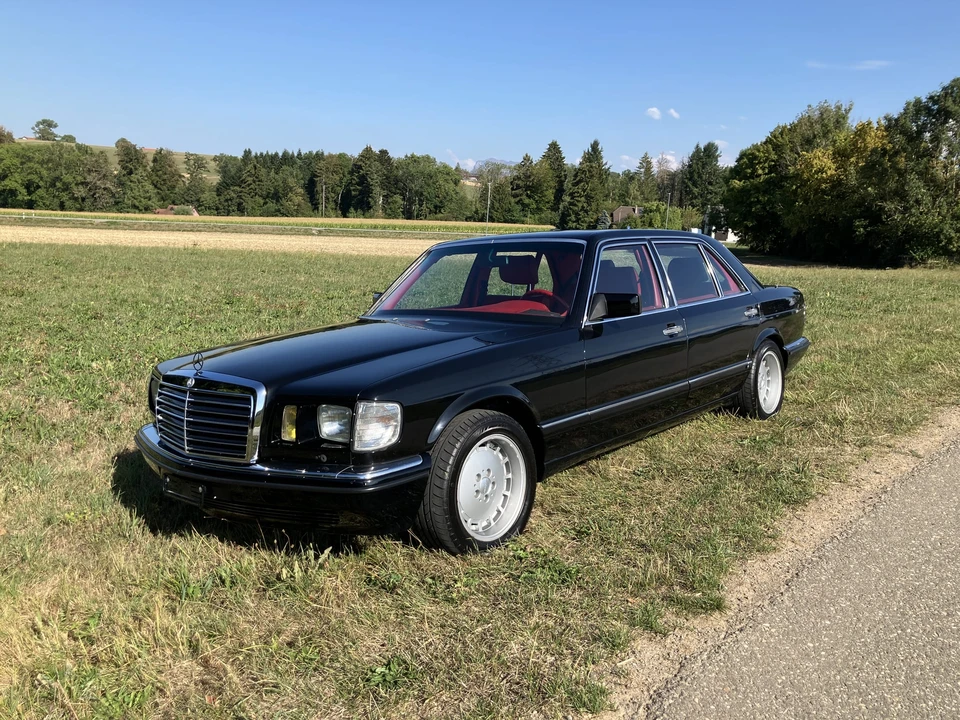 1986 Mercedes-Benz W126 S-Class Sedan - Image 2 of 31