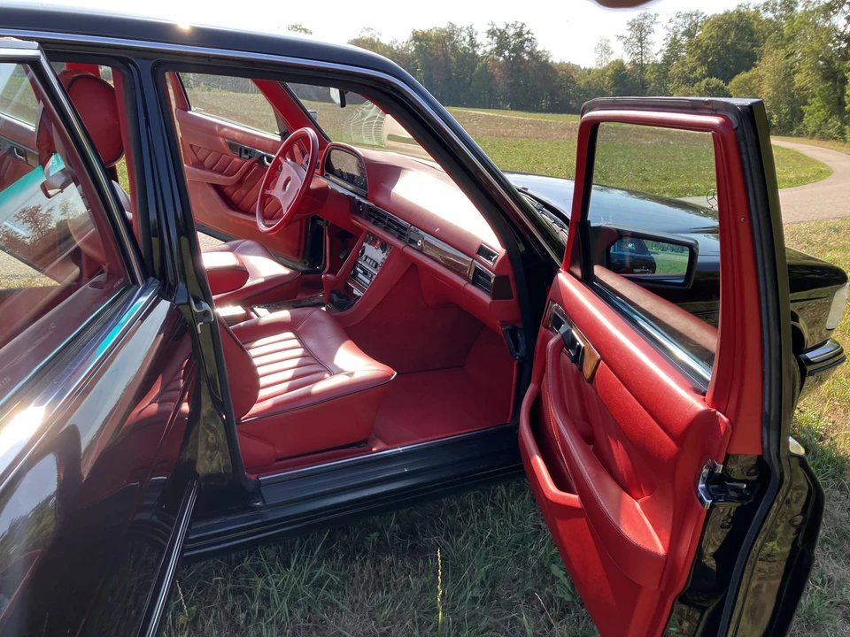 1986 Mercedes-Benz W126 S-Class Sedan - Image 30 of 31