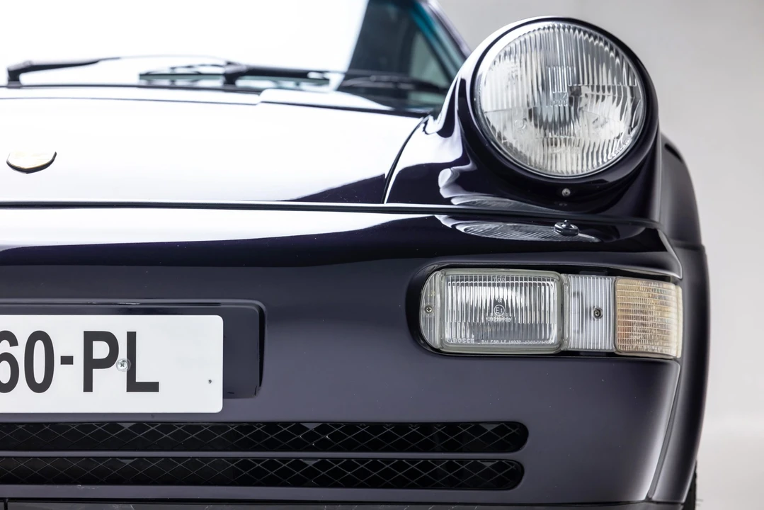 1993 Porsche 964 Carrera 4 - Image 22 of 31