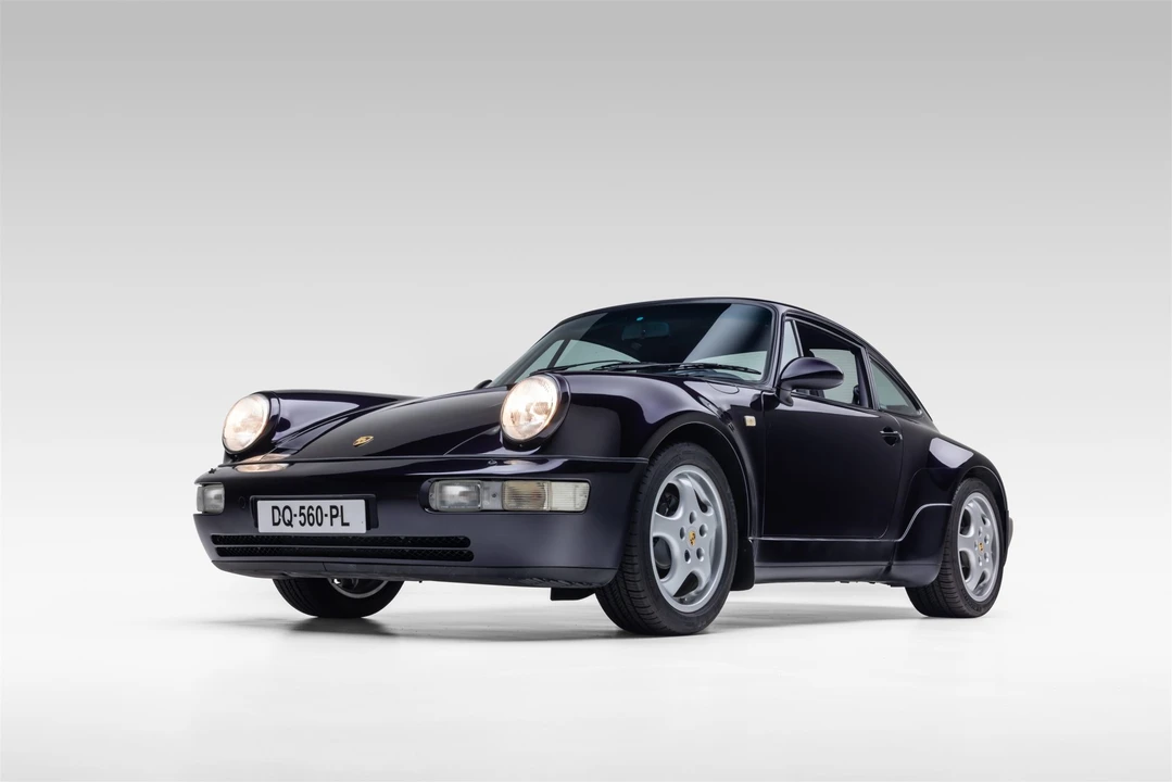 1993 Porsche 964 Carrera 4 - Image 2 of 31