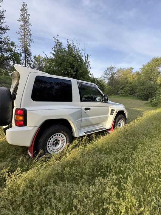 1998 Mitsubishi Pajero/Montero 2nd Gen - Image 10 of 31