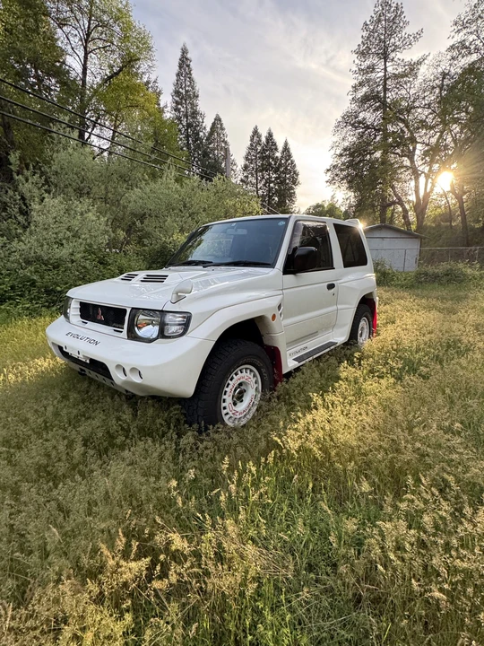 1998 Mitsubishi Pajero/Montero 2nd Gen - Image 4 of 31