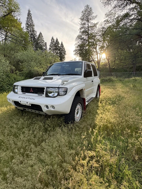 1998 Mitsubishi Pajero/Montero 2nd Gen - Image 3 of 31