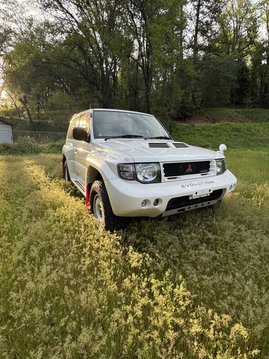 1998 Mitsubishi Pajero/Montero 2nd Gen - Image 15 of 31
