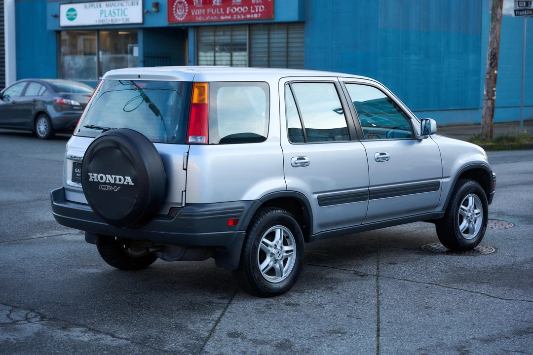 2001 Honda CR-V 1st Gen - Image 24 of 31