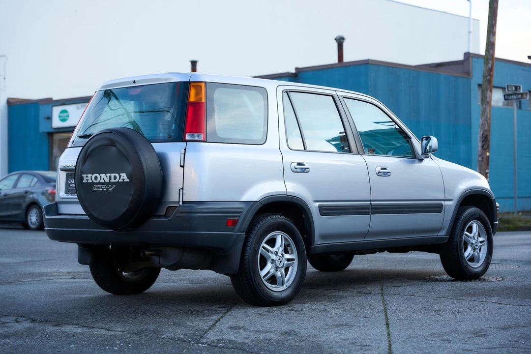 2001 Honda CR-V 1st Gen - Image 23 of 31