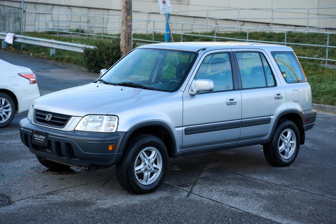 2001 Honda CR-V 1st Gen - Image 2 of 31