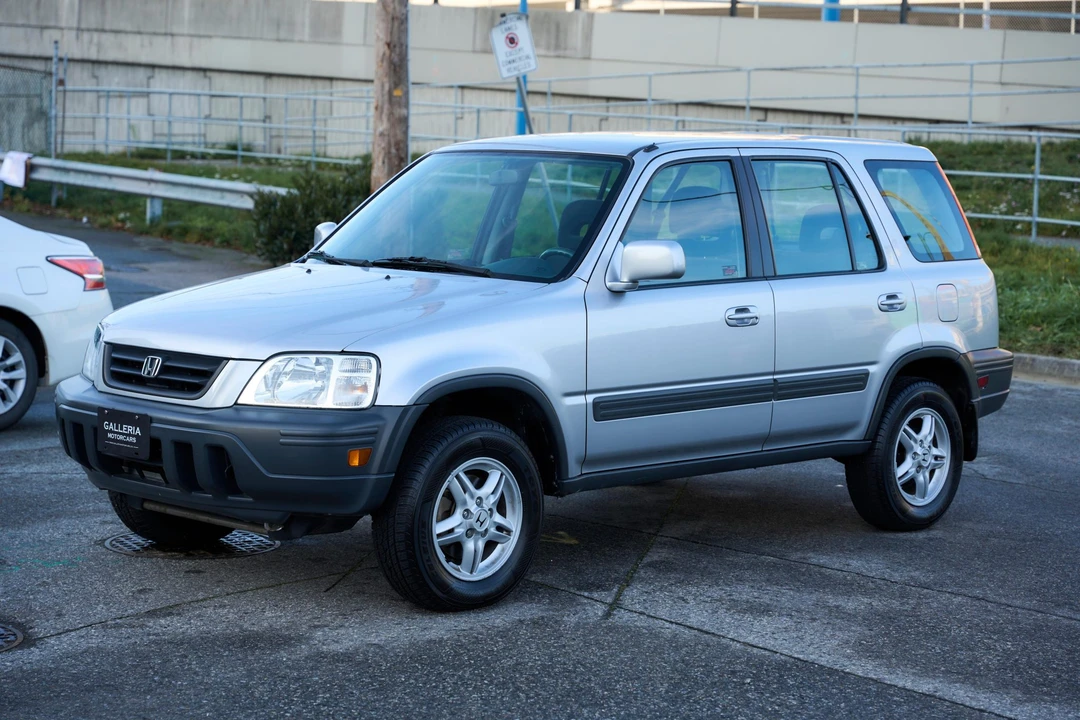 2001 Honda CR-V 1st Gen - Image 3 of 31