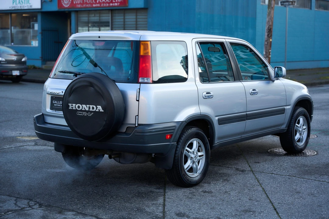 2001 Honda CR-V 1st Gen - Image 25 of 31
