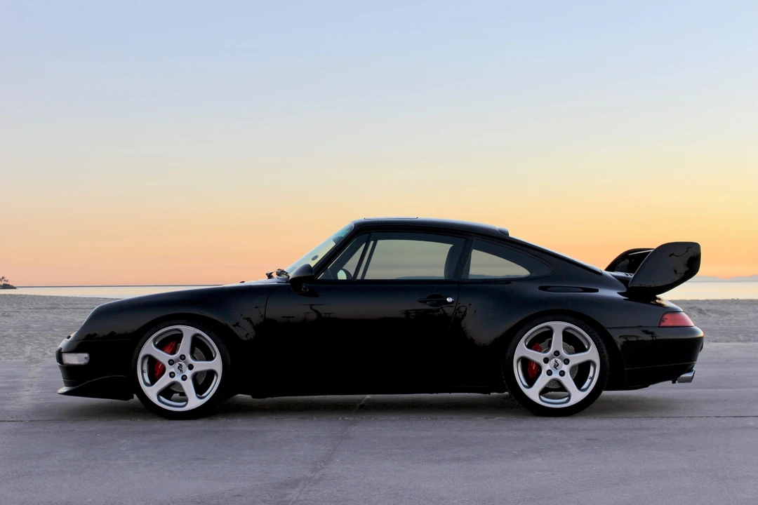 1996 Porsche 993 Carrera - Image 10 of 31