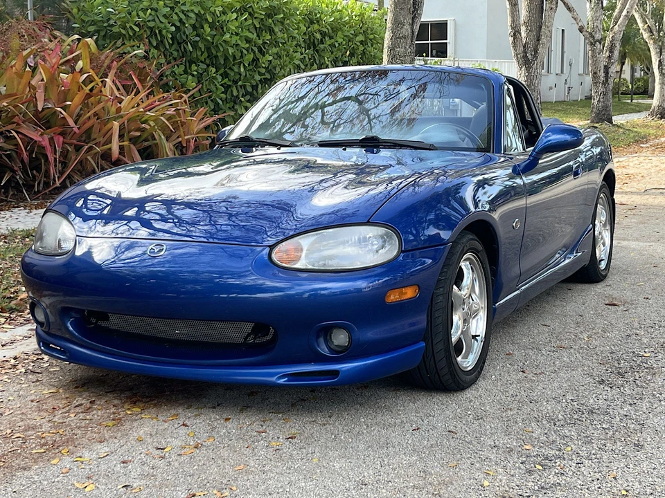 1999 Mazda NB MX-5 Miata - Image 2 of 31