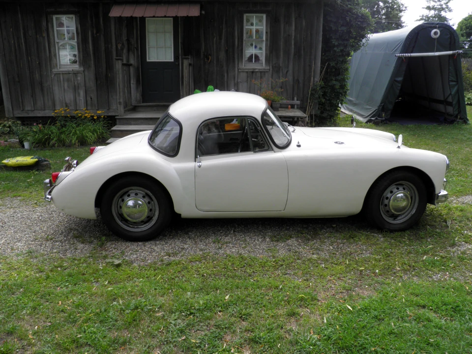 1957 MG MGA 1500 - Image 10 of 31